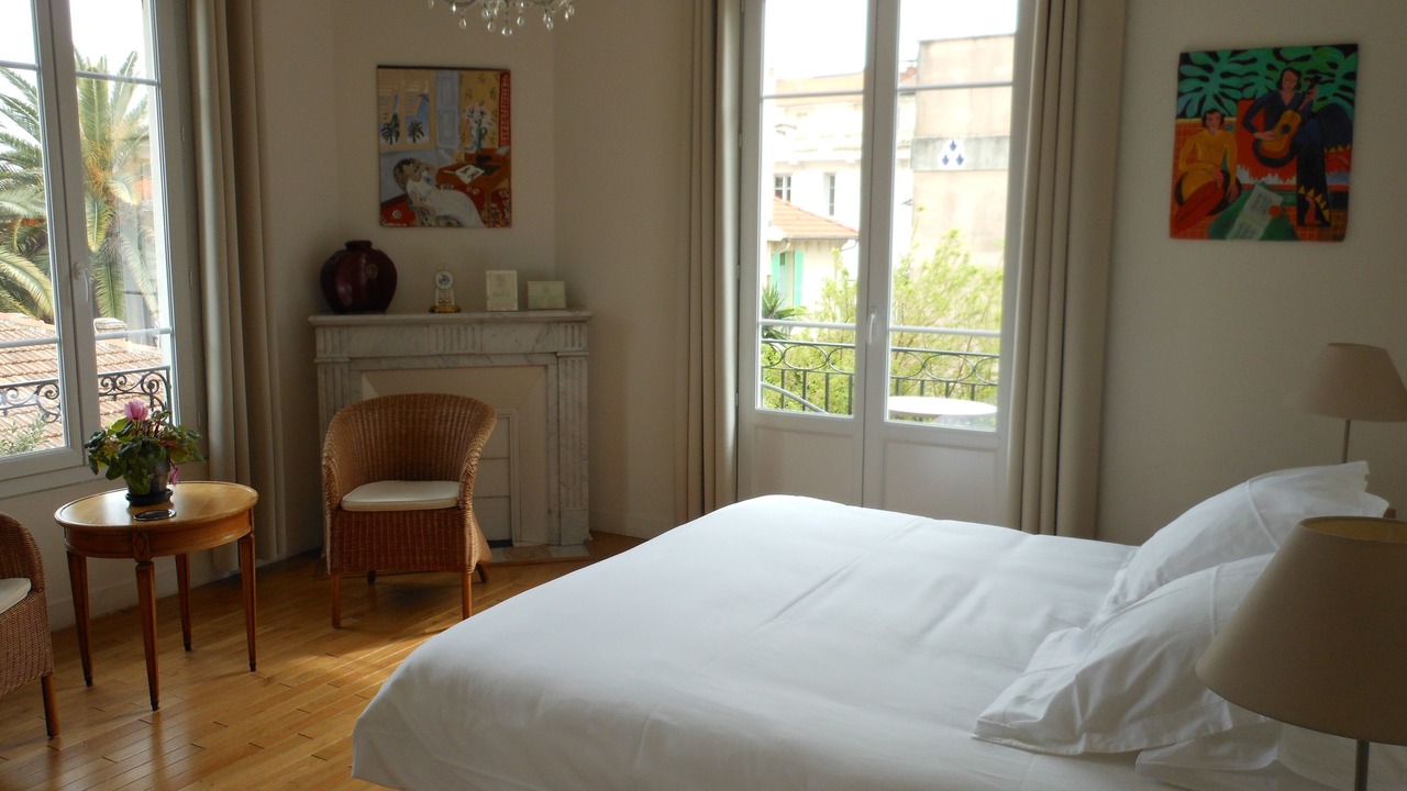Photo of Bedroom in Les Baumettes