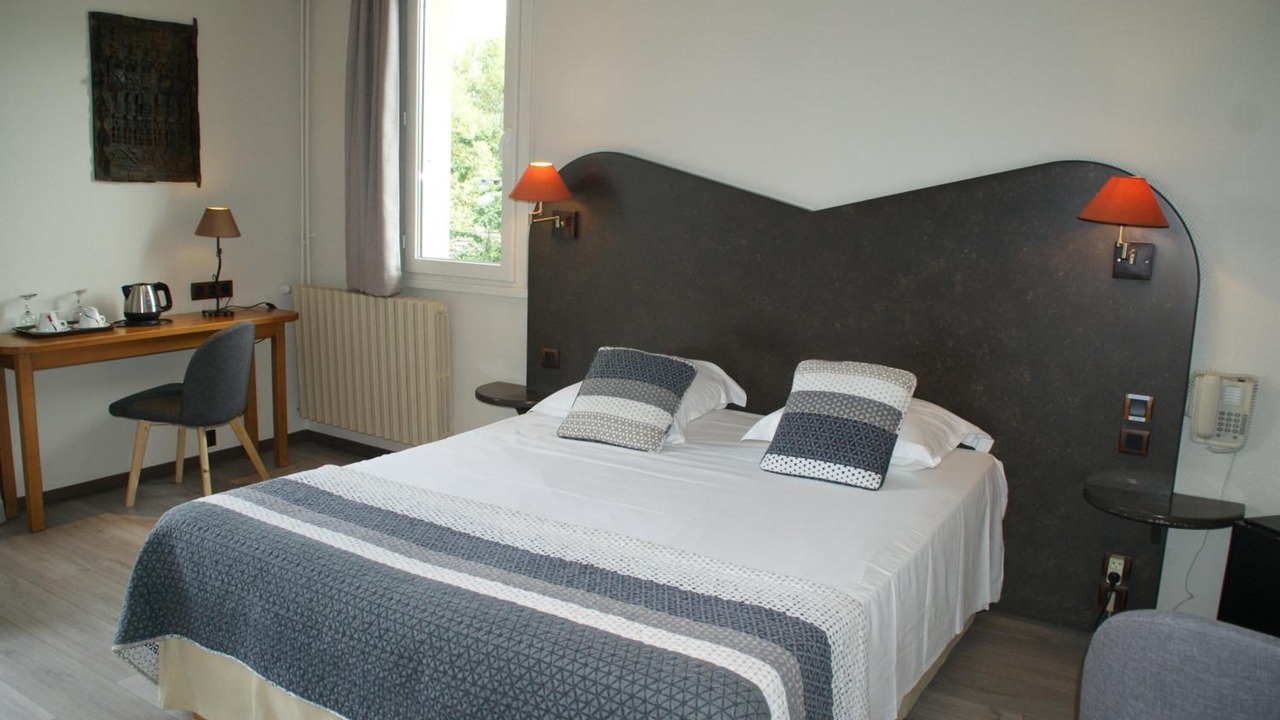 Photo of Bedroom in Aix-les-Bains