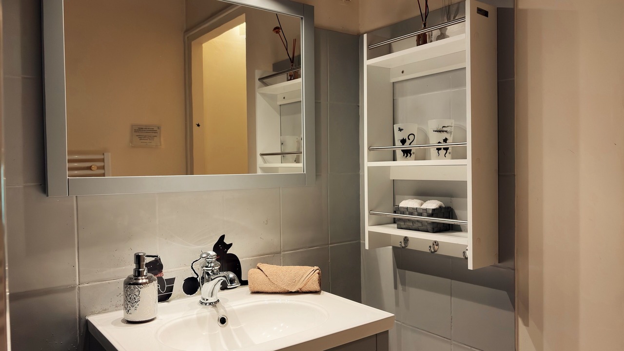 Photo of Bathroom in Marennes