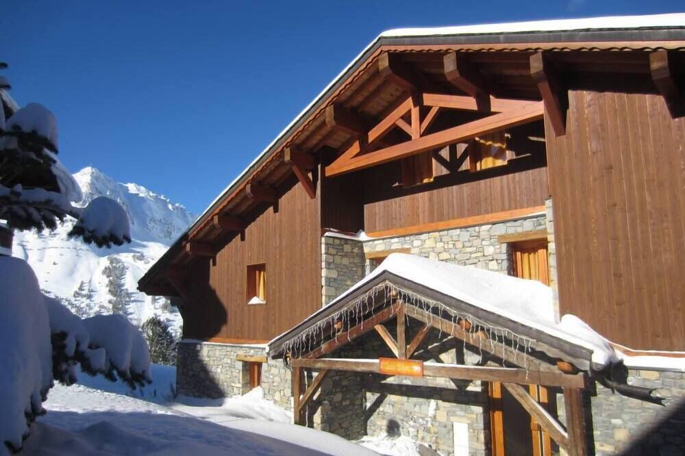 Photo of Outdoor in Arc-2000