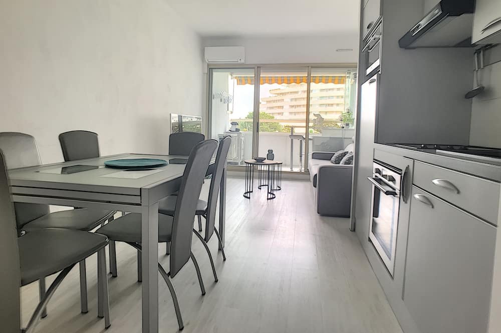 Photo of Kitchen in Villeneuve Loubet Beach