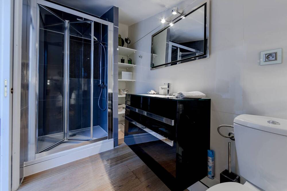 Photo of Bathroom in Old Town