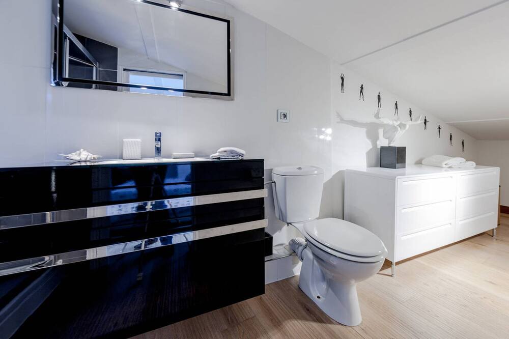 Photo of Bathroom in Old Town