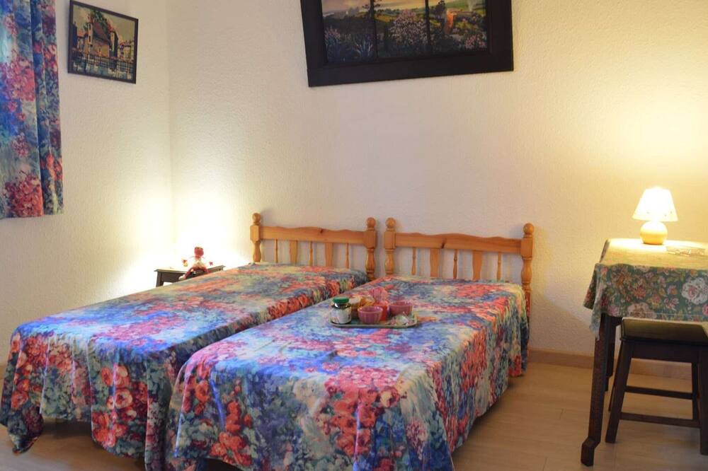 Photo of Bedroom in Boulouris-sur-Mer