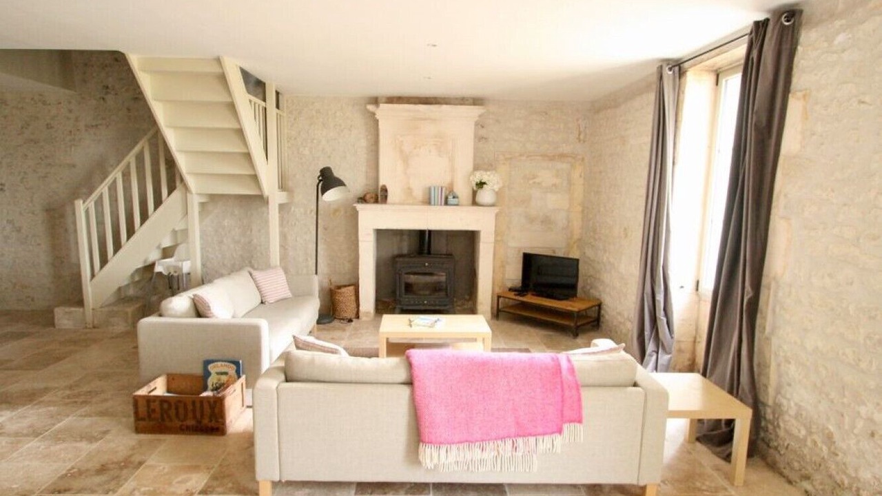 Photo of Livingroom in Reaux
