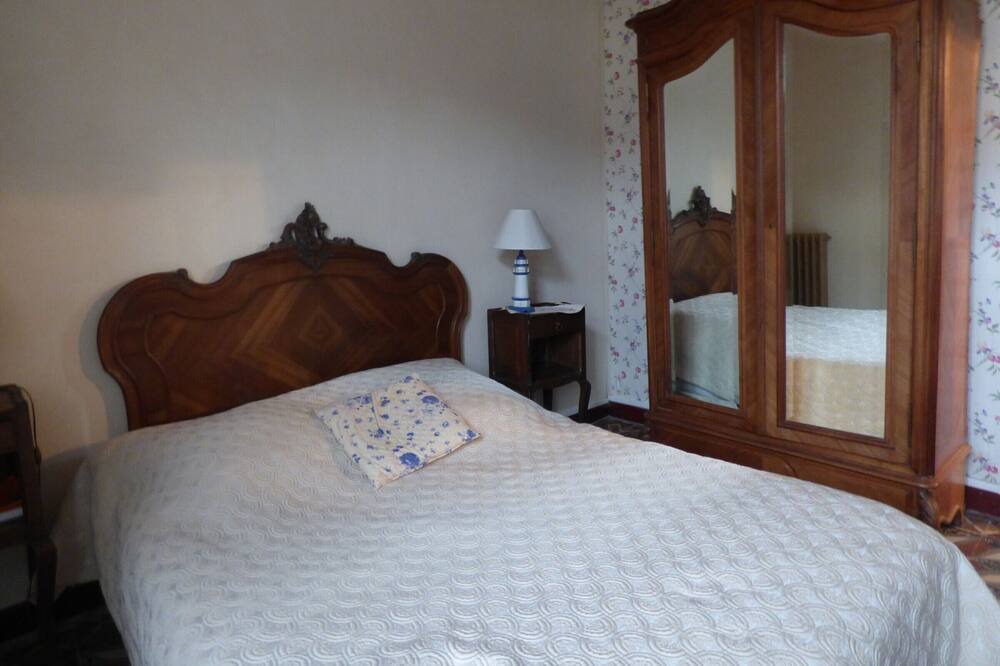 Photo of Bedroom in Saint-Gilles-Croix-de-Vie