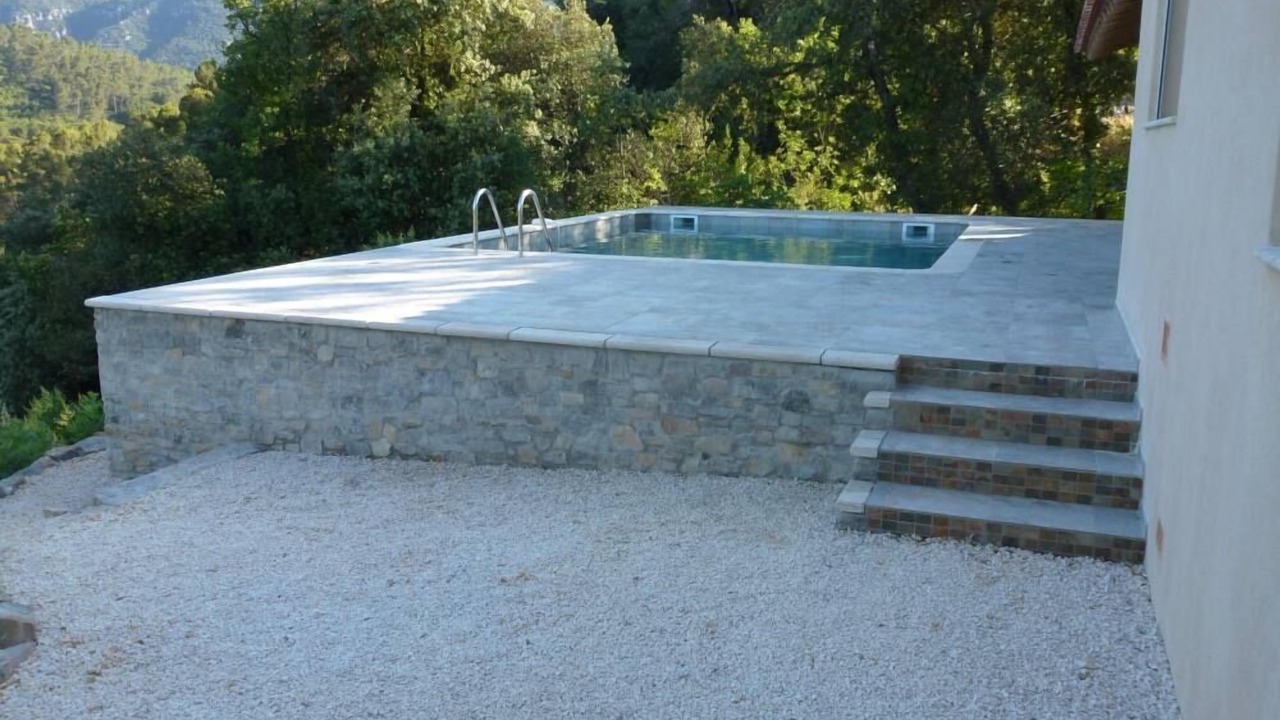 Photo of Outdoor in Meounes-les-Montrieux
