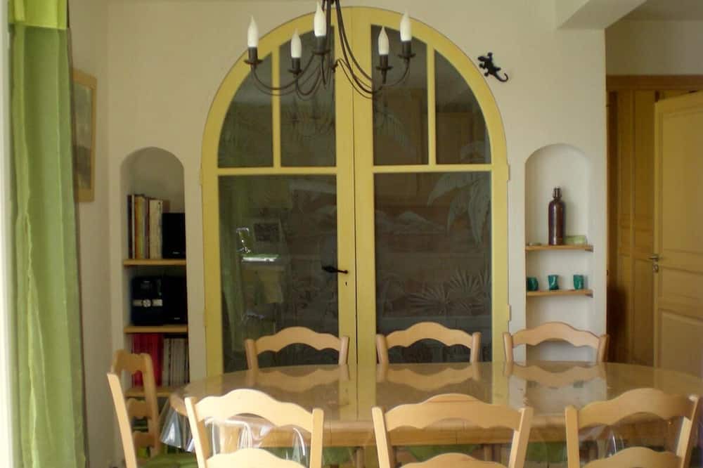 Photo of Kitchen in Le Broc