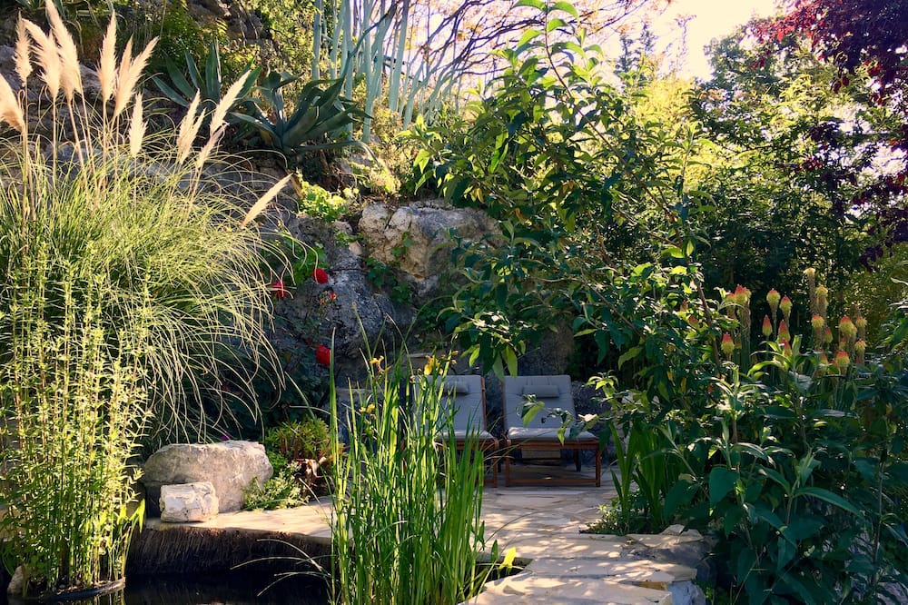 Photo of Outdoor in Coursegoules