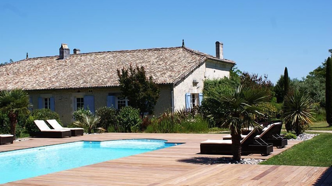 Photo of Outdoor in Fontaines-d'Ozillac
