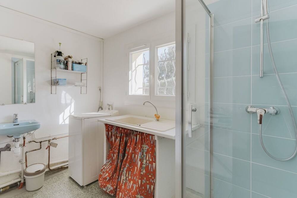 Photo of Bathroom in Ceyreste
