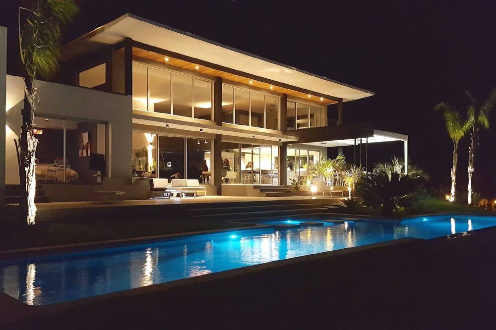 Photo of Outdoor in Hyeres