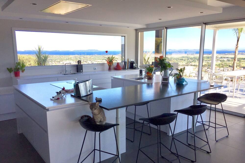 Photo of Kitchen in Hyeres