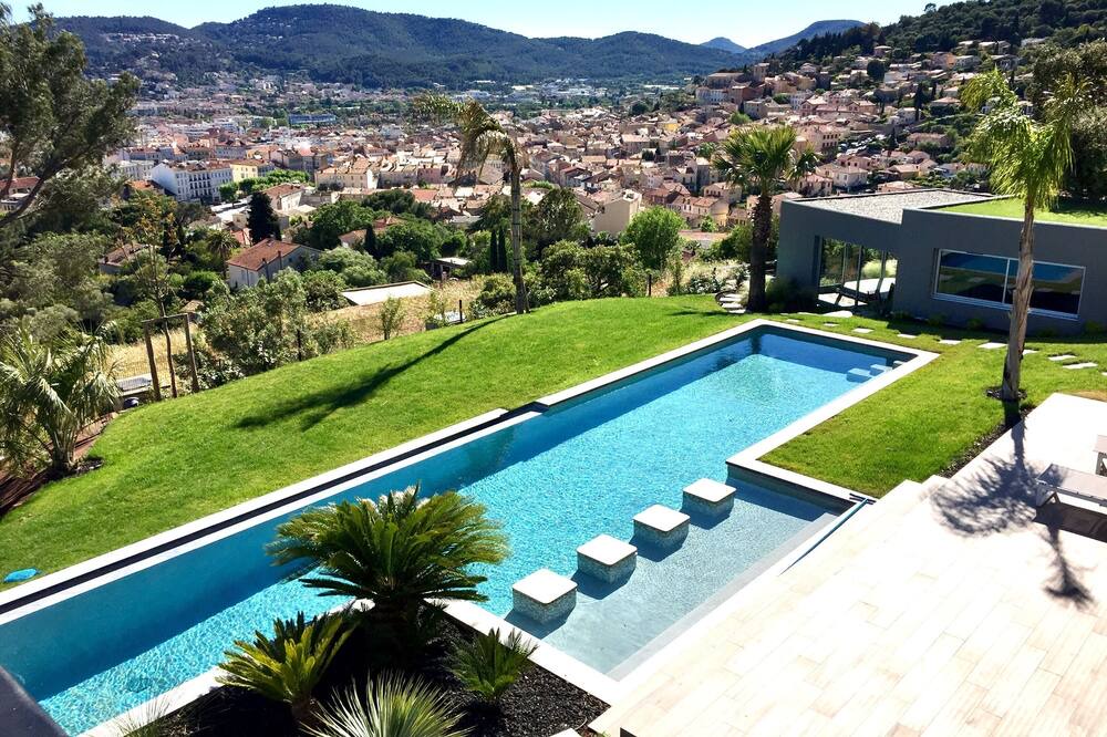 Photo of Outdoor in Hyeres