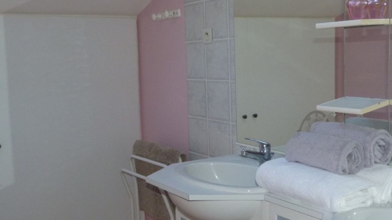 Photo of Bathroom in Oriolles