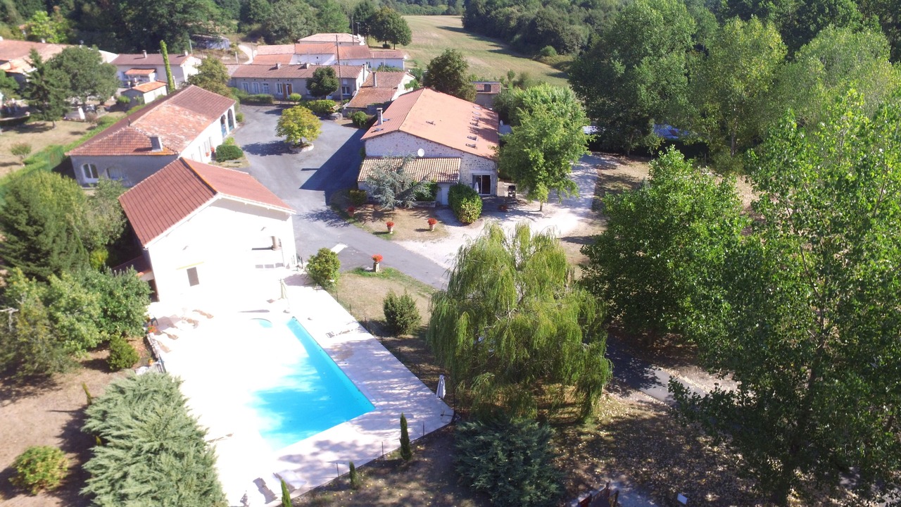Photo of Outdoor in Oriolles