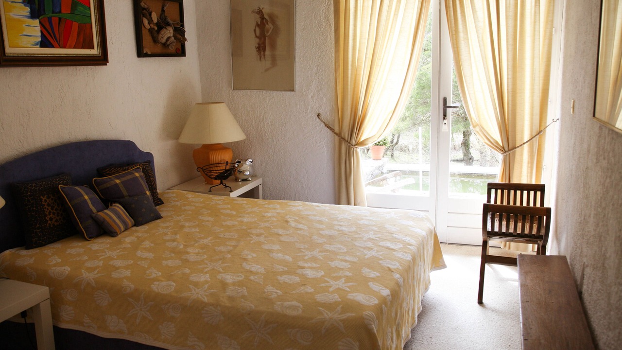 Photo of Bedroom in Coursegoules