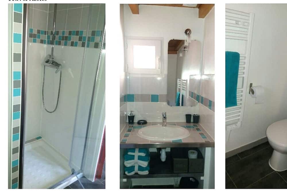 Photo of Bathroom in Bouyon