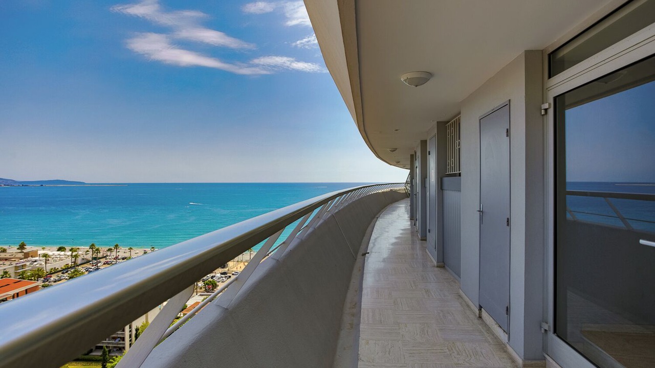 Photo of Outdoor in Villeneuve Loubet Beach