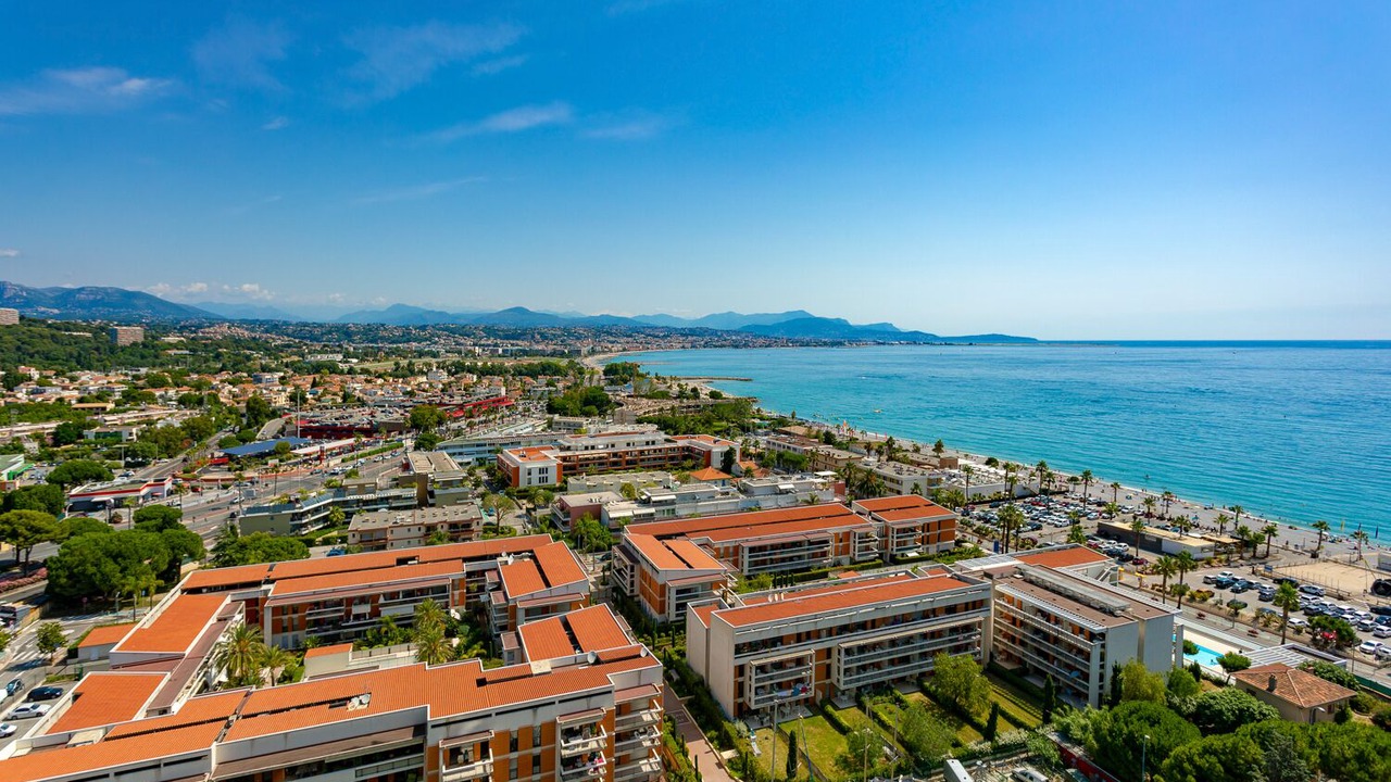 Photo of Outdoor in Villeneuve Loubet Beach