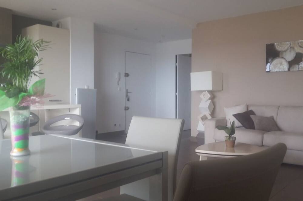Photo of Livingroom in Nice