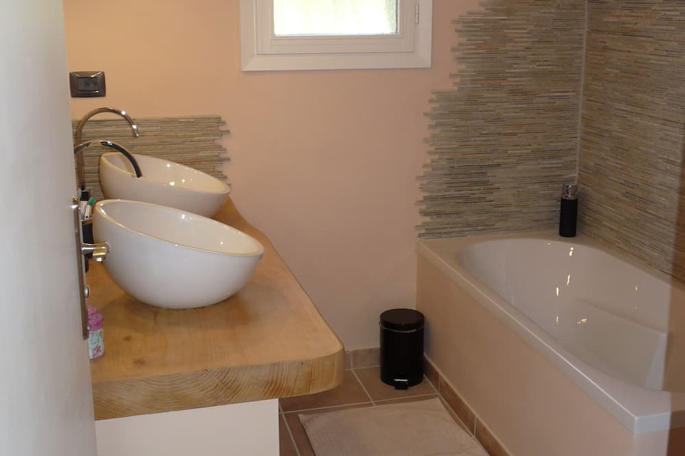 Photo of Bathroom in Sospel