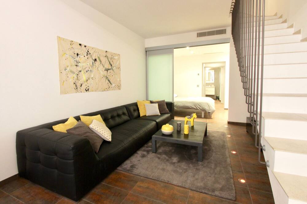 Photo of Livingroom in Old Town