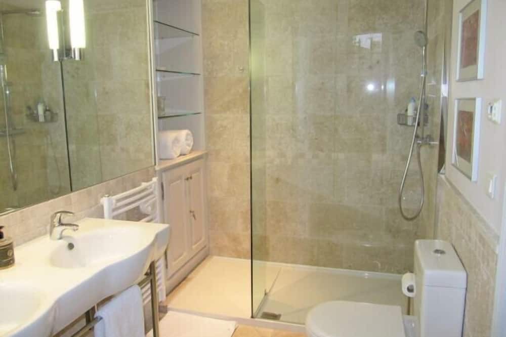Photo of Bathroom in Les Baraques