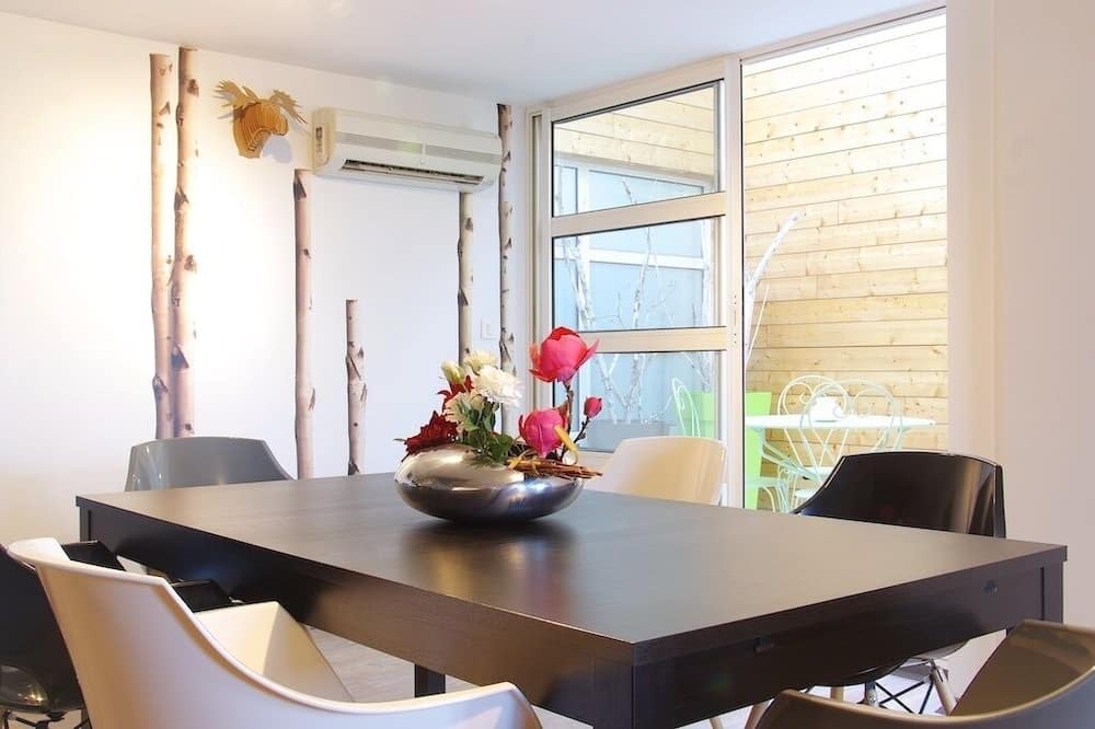 Photo of Kitchen in Bordeaux Golden Triangle