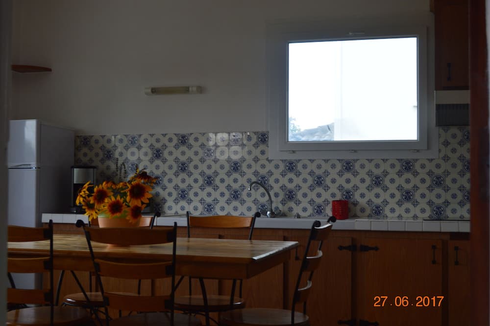 Photo of Kitchen in Saint-Sulpice-de-Royan