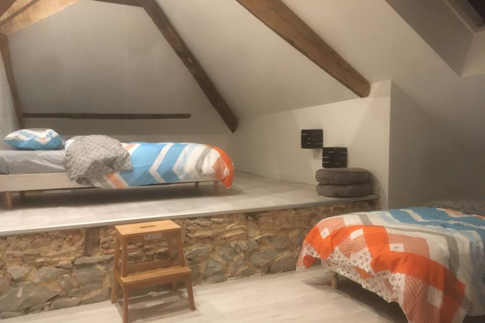 Photo of Bedroom in Saubrigues