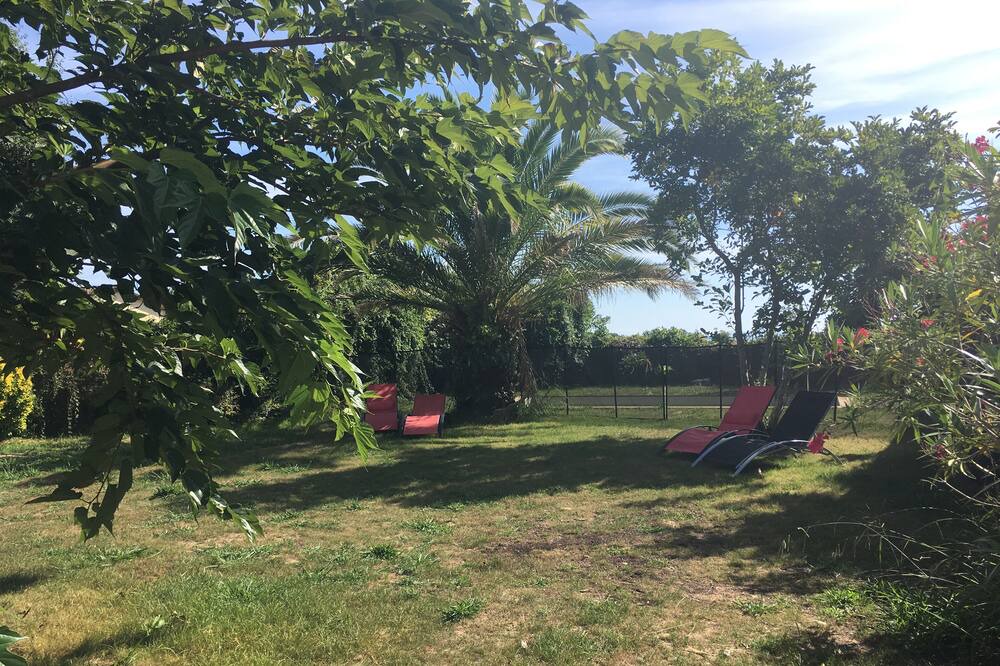 Photo of Outdoor in Saubrigues
