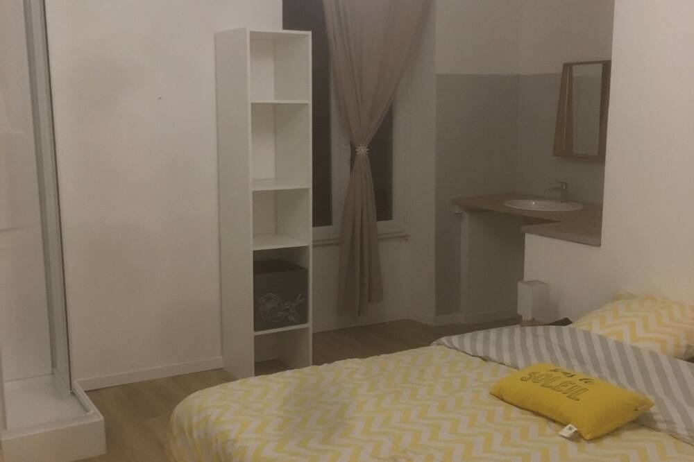 Photo of Bedroom in Saubrigues