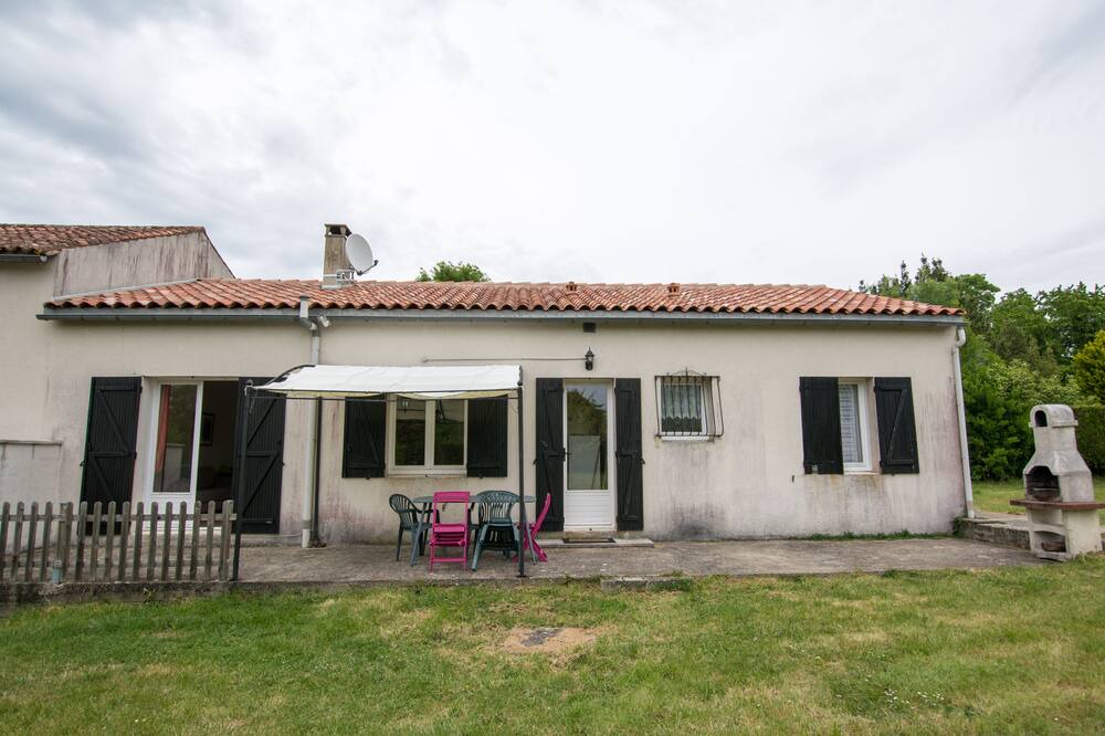 Photo of Outdoor in Retaud