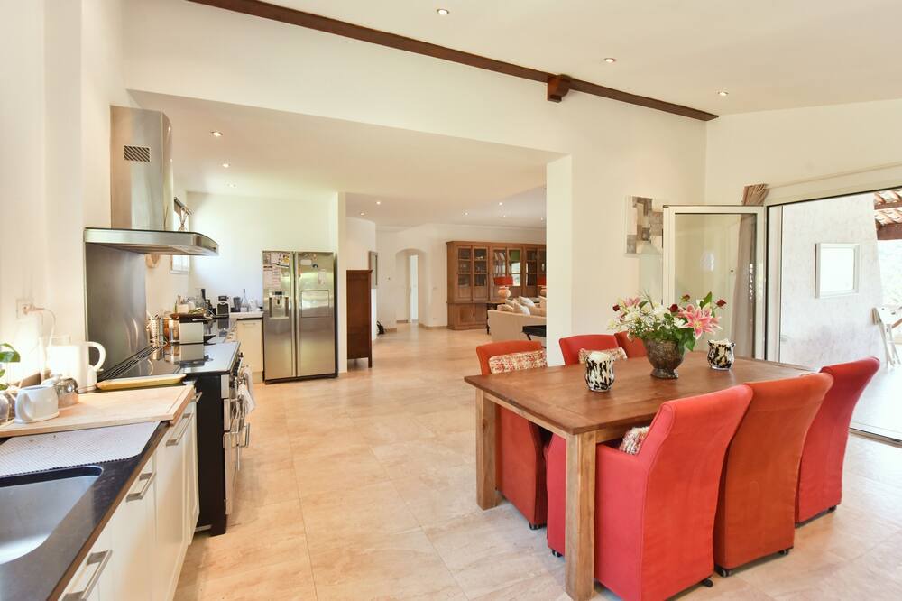 Photo of Bedroom in Biot
