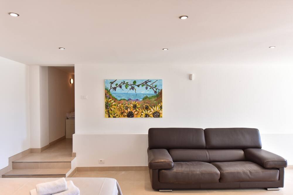 Photo of Bedroom in Biot