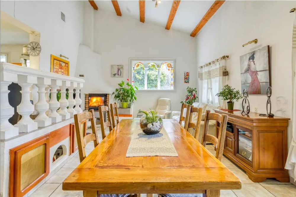 Photo of Livingroom in Greolieres