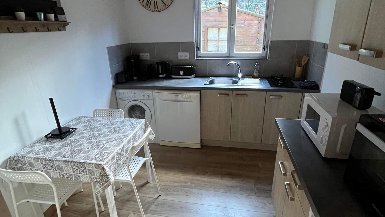 Photo of Kitchen in Castillon