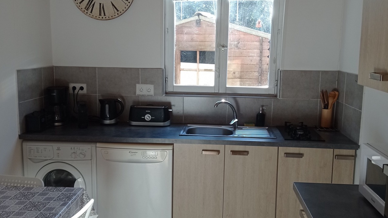 Photo of Kitchen in Castillon