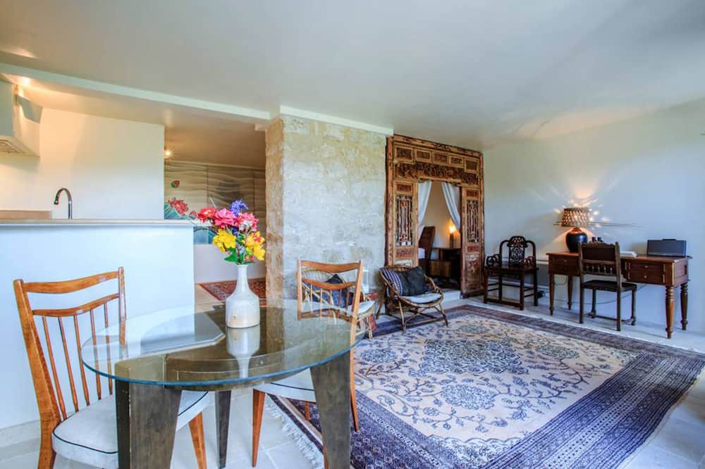 Photo of Livingroom in Coursegoules