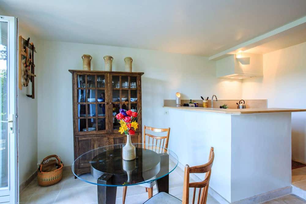 Photo of Kitchen in Coursegoules