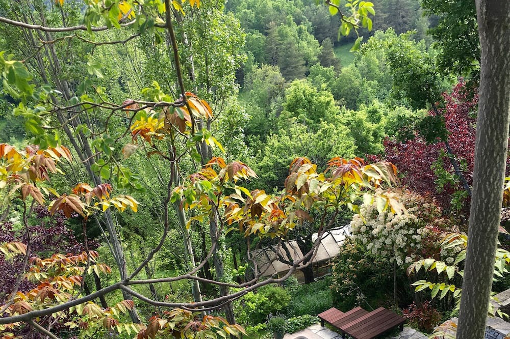 Photo of Outdoor in Coursegoules