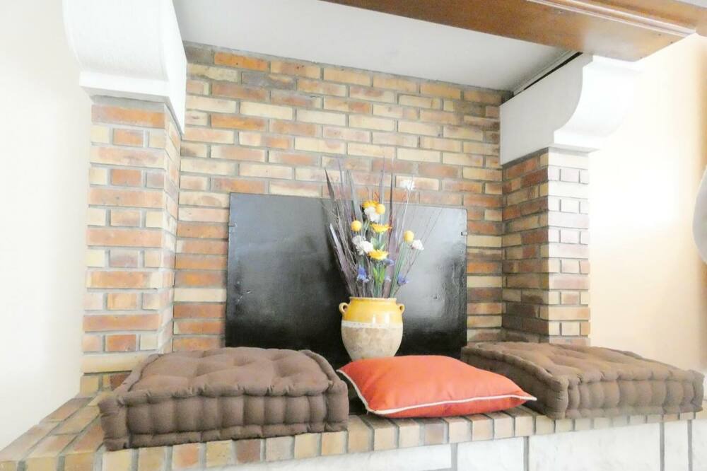 Photo of Bedroom in Angoume