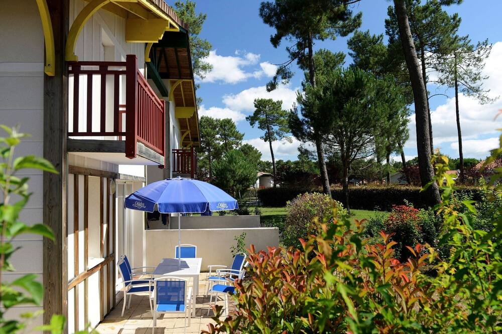 Photo of Patio Balcony in Gujan-Mestras