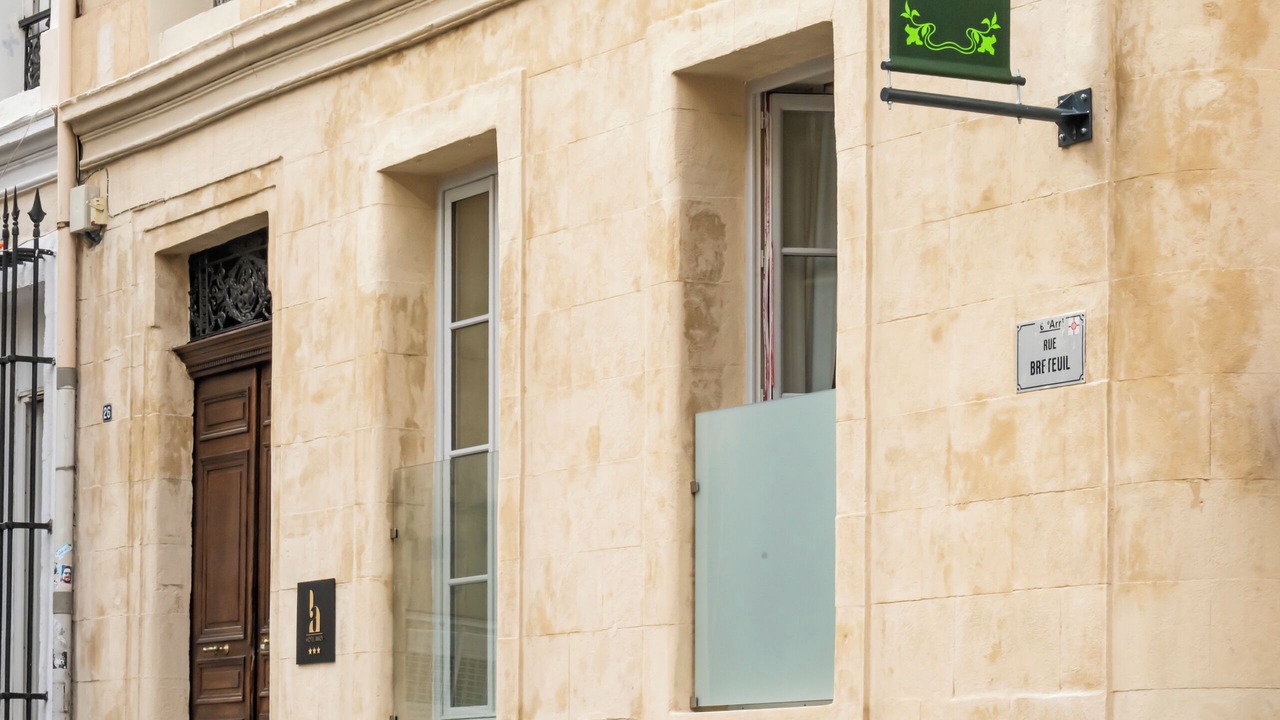 Photo of Outdoor in Palais de justice