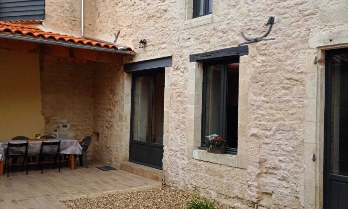 Photo of Outdoor in Mauze-sur-le-Mignon