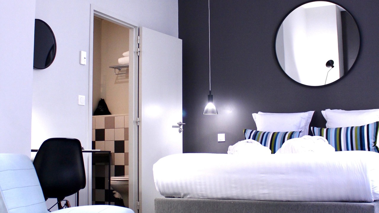 Photo of Bedroom in Bordeaux City Centre