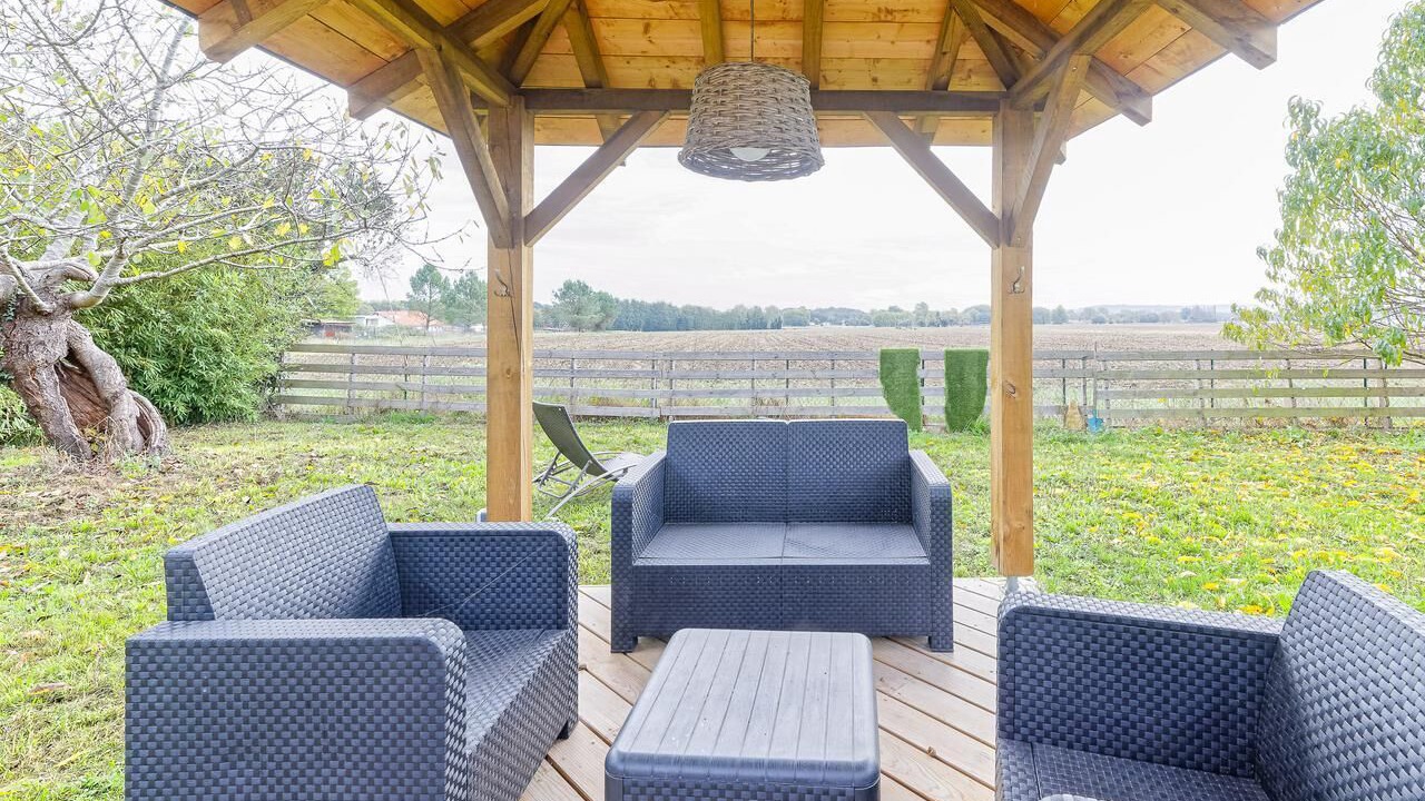 Photo of Patio Balcony in Saubusse
