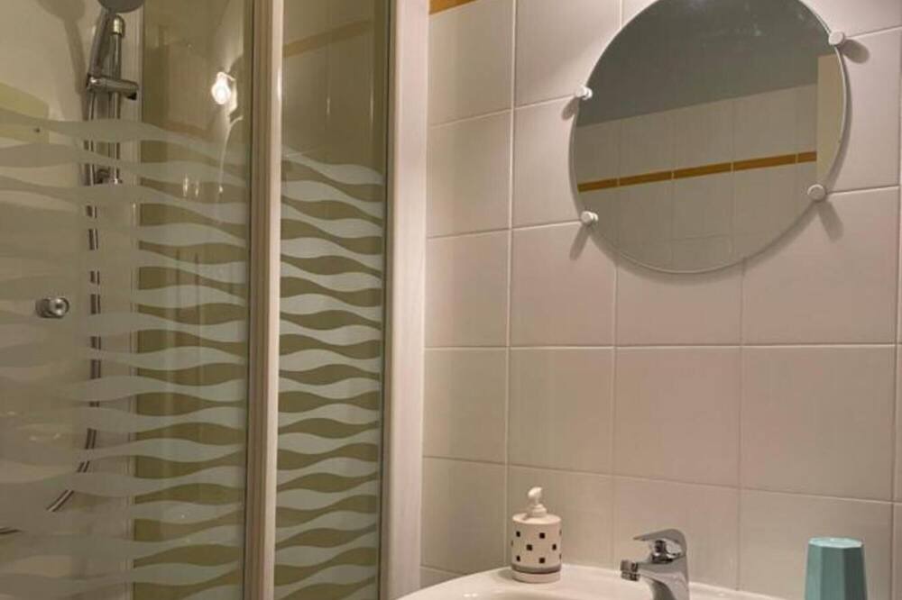 Photo of Bathroom in Angoume