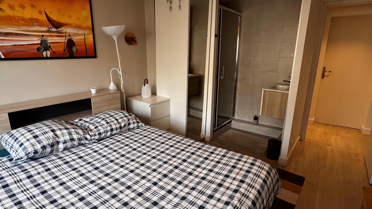 Photo of Bedroom in Beaulieu-Mangin